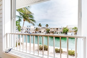 Interior - Canalfront house with private pool, WiFi, private washer/dryer, and central AC (Summerland Key)