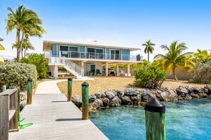 Exterior - Dog-friendly beach escape with dock, furnished deck & bay views (Duck Key)