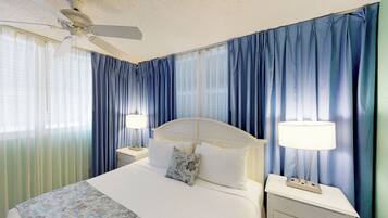 Iron/ironing board, free WiFi, bed sheets