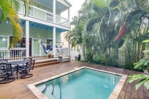 A heated pool - Gorgeous Home with Lush Patio & Private Pool - Two Blocks to Higgs Beach (Key West)