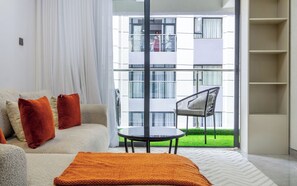 Comfort appartement, balkon, uitzicht op de stad | Woonruimte