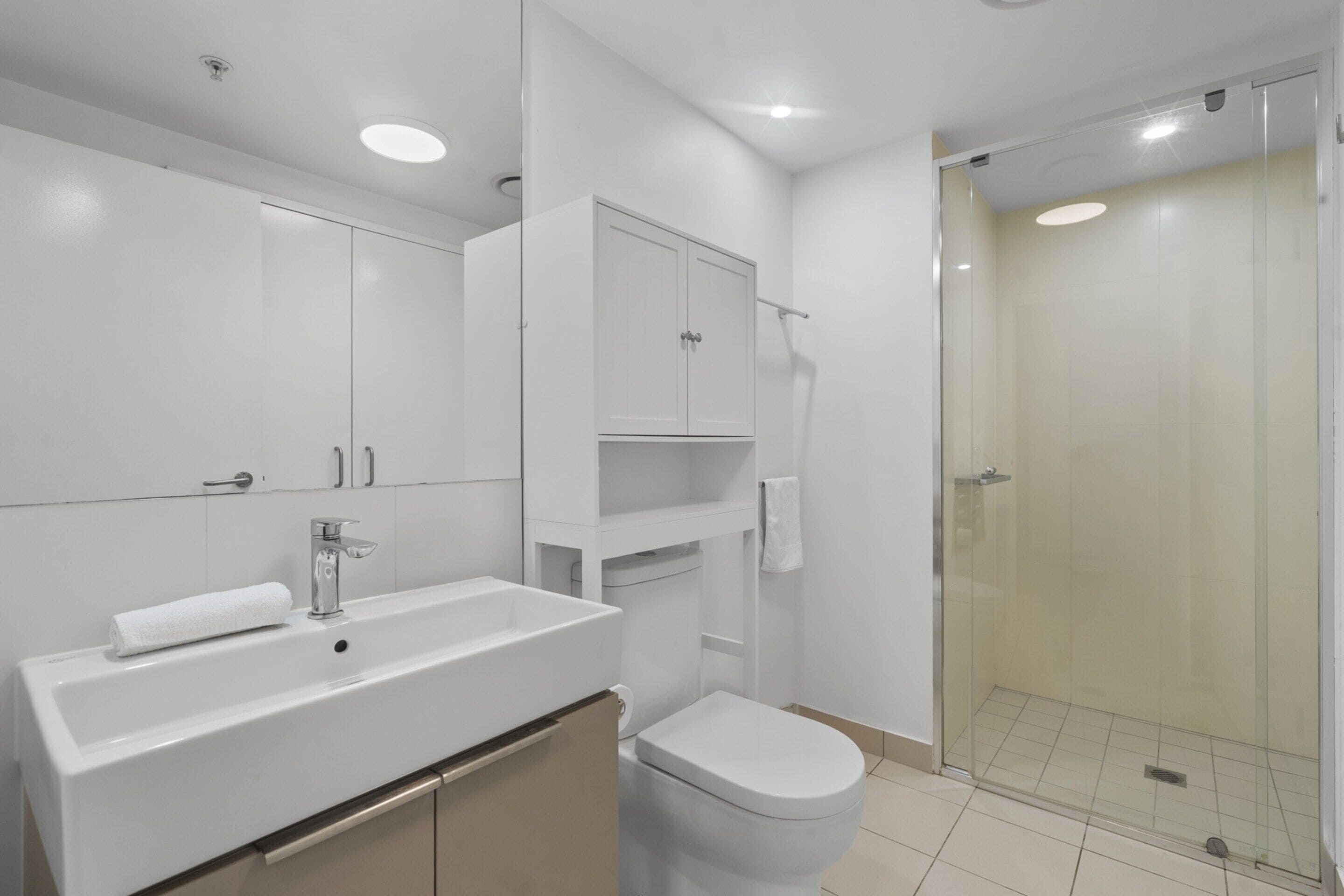Apartment | Bathroom