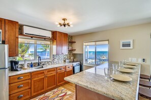 Fridge, microwave, oven, stovetop - Family-friendly oceanfront home with private beach, private gas grill, and deck (Long Key)