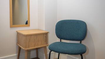 Deluxe appartement, 2 slaapkamers, uitzicht op stad | Interieur