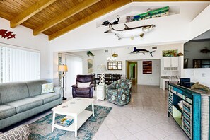 TV, DVD player, books, stereo - Waterfront Home with 35-Foot Dock and Access to Private Beach and Shared Pool (Key Colony Beach)