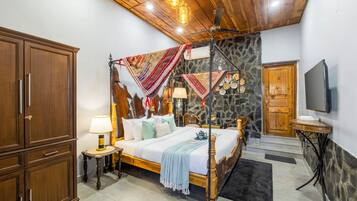 Deluxe Villa, Courtyard View