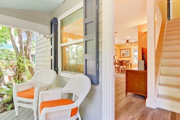 Interior - Cozy, Dog-Friendly Townhome with Shared Pool & Courtyard - Walkable Locale (Key West)