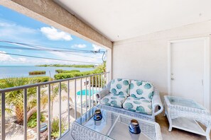 Property grounds - Dog-Friendly Gulf-Front Home w/ Private Pool/Dock, Fast WiFi, and Washer/Dryer (Marathon)