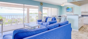 Dog-Friendly Gulf-Front Home w/ Private Pool/Dock, Fast WiFi, and Washer/Dryer