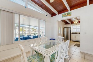Dining - Dog-Friendly Home with 60-Ft. Dock and Access to Cabana Club and Shared Pool (Key Colony Beach)