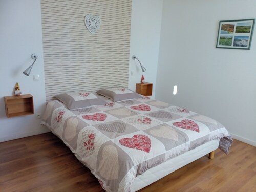 GITE L'ESCAPADE NEAR CASCADES DU HERISSON