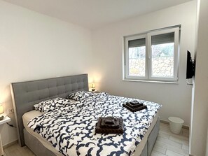 Apartment - Apartment Mariner 1 With Heated Pool (Nin)