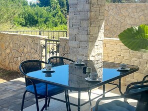 Apartment | Balcony - Apartment Mariner 1 With Heated Pool (Nin)