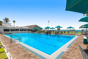 A heated pool - Enchanting dog-friendly waterfront retreat with pool, hot tub, & amazing views (Key Colony Beach)