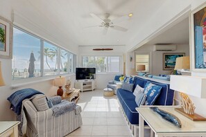 TV, DVD player, video library - Waterfront beauty with a dock, small private beach, washer/dryer, & gas grill (Key Colony Beach)
