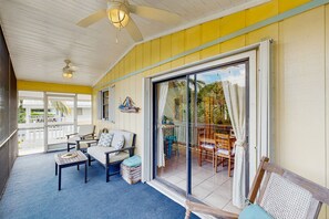 Terrace/patio - Dog friendly Florida Keys Home with Grill, Patio & Fully Equipped Kitchen (Key Largo)