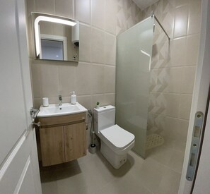 Classic Room, 1 Bedroom, Terrace | Bathroom - Apartments KinGs (Petrovac)