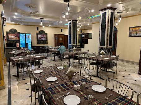 Dining. Hotel Meghdoot