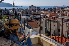 Deluxe Apart Daire, Balkon, Deniz Manzaralı | Balkon manzarası