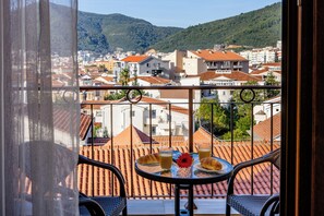Family Apartment, Balcony | Dining