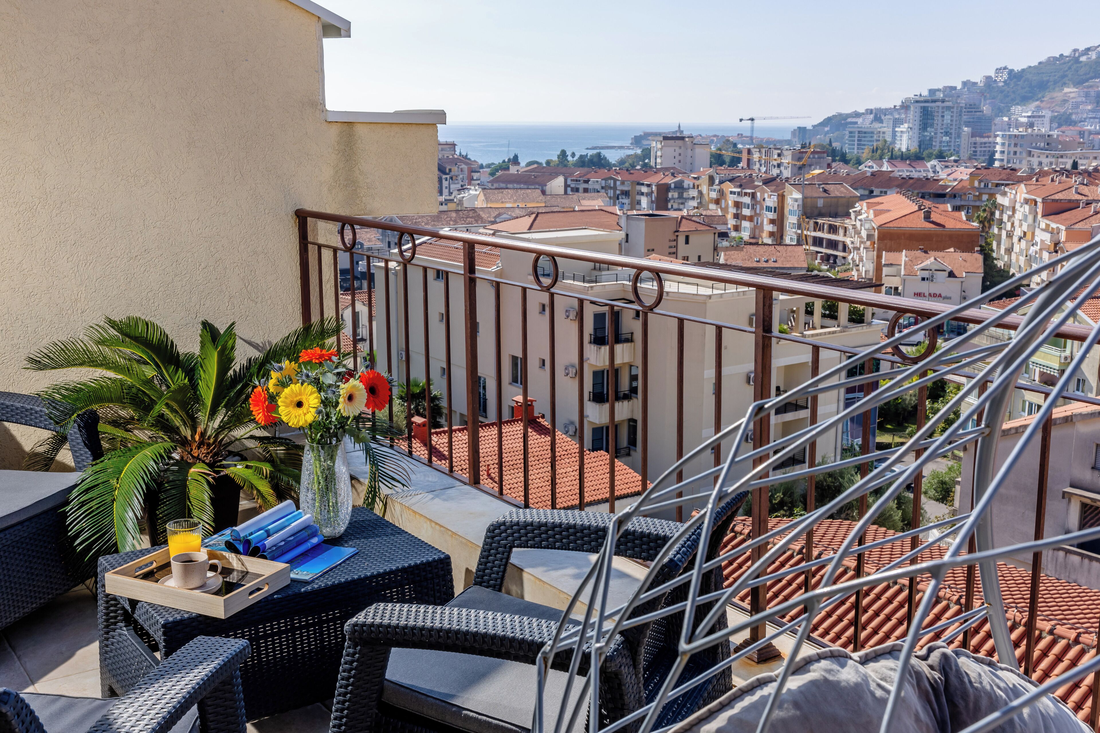 Deluxe-Apartment, Balkon, eingeschränkter Meerblick | Balkon