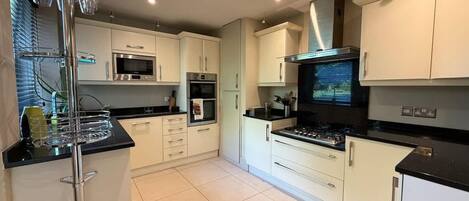 Apartment | Private kitchen