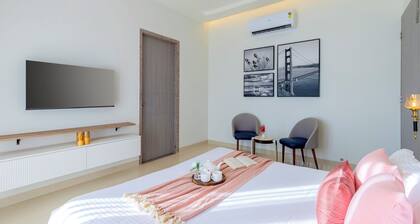 ELIVAAS Shourya Elite Sereno 4 BHK Villa