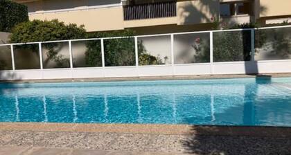 Seaside Holiday Home in Antibes