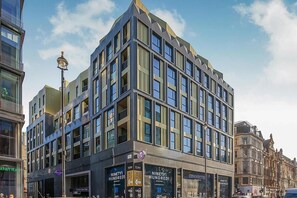 Exterior - Luxury Residence - TCRW Soho Square (London)