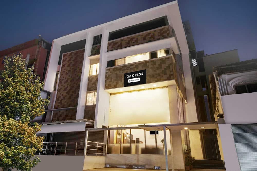 Deluxetownhouse Oak City Center Mysore Palace