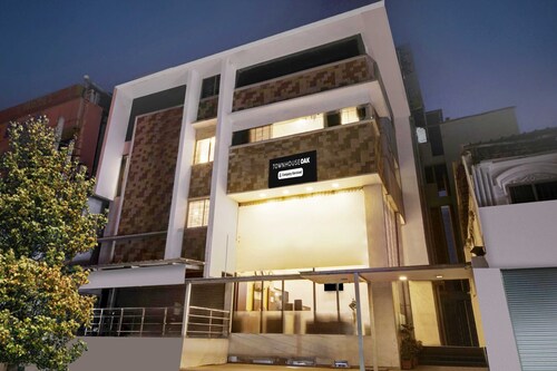 Deluxetownhouse Oak City Center Mysore Palace