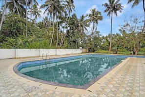 House | Pool - Townhouse Oak Lakeview (Thiruvananthapuram)