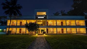 House | Exterior