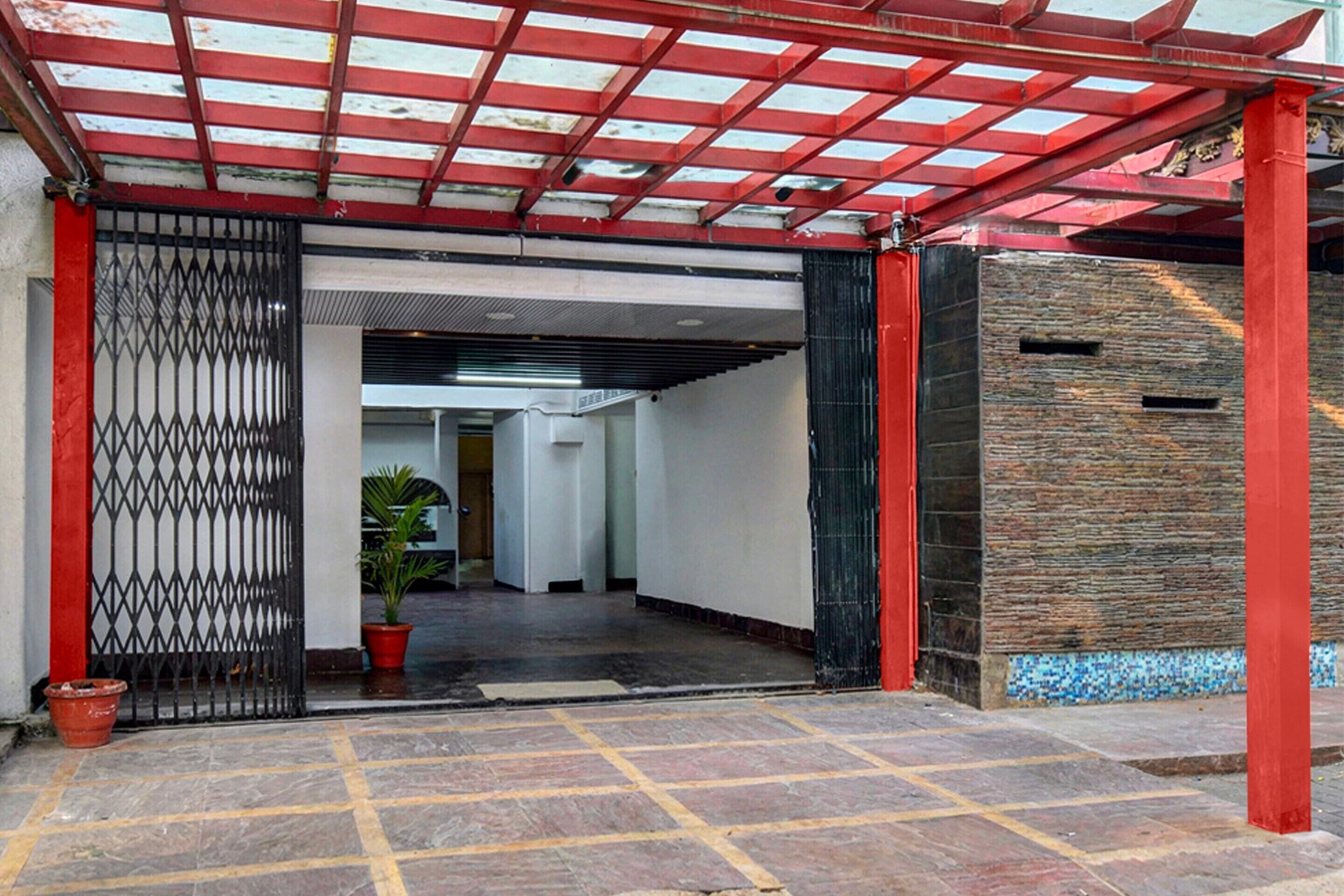 House | Reception