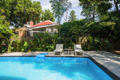 ELIVAAS Varsha Greens 4 BHK with Pool 