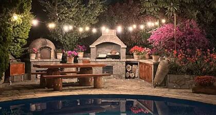 w Charming 4BR Getaway w Pool BBQ Clay Oven