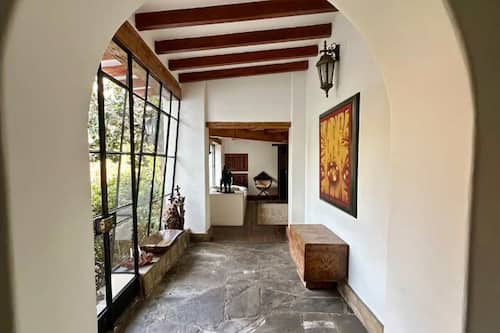 House | 4 bedrooms, Internet