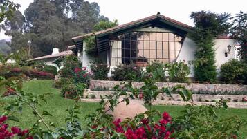 House | 4 bilik tidur, Internet