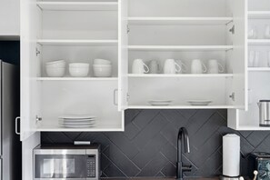 Apartment - Plymouth Collection 2BD With Lobby Gym Rooftop (Chicago)