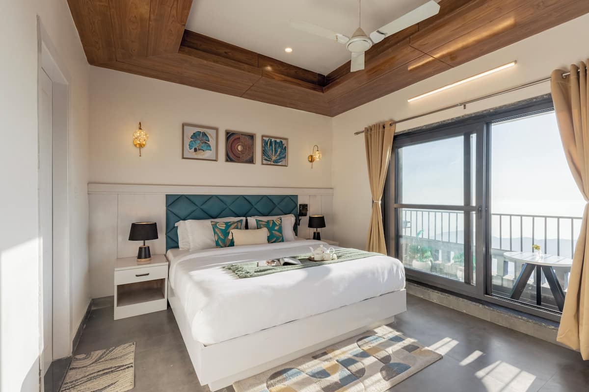 Deluxe Villa, Balcony, Mountain View