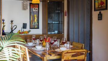 Villa Deluxe, balcón, vistas a la montaña | Restauración