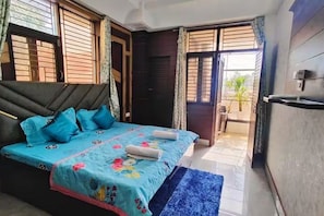 3 bedrooms, iron/ironing board, WiFi, bed sheets - 3BHK Homestay Near Ganga Ghat – Char Dham Base Haridwar (Haridwar)