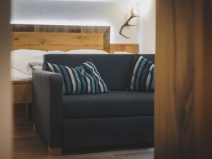 Alpehytte – deluxe, fjellutsikt | Blendingsgardiner, strykejern/-brett og wi-fi (inkludert)
