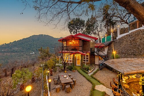 Alaya Stays Farsauli 1 Pet friendly 3BHK