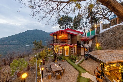 Alaya Stays Farsauli 1 Pet friendly 3BHK