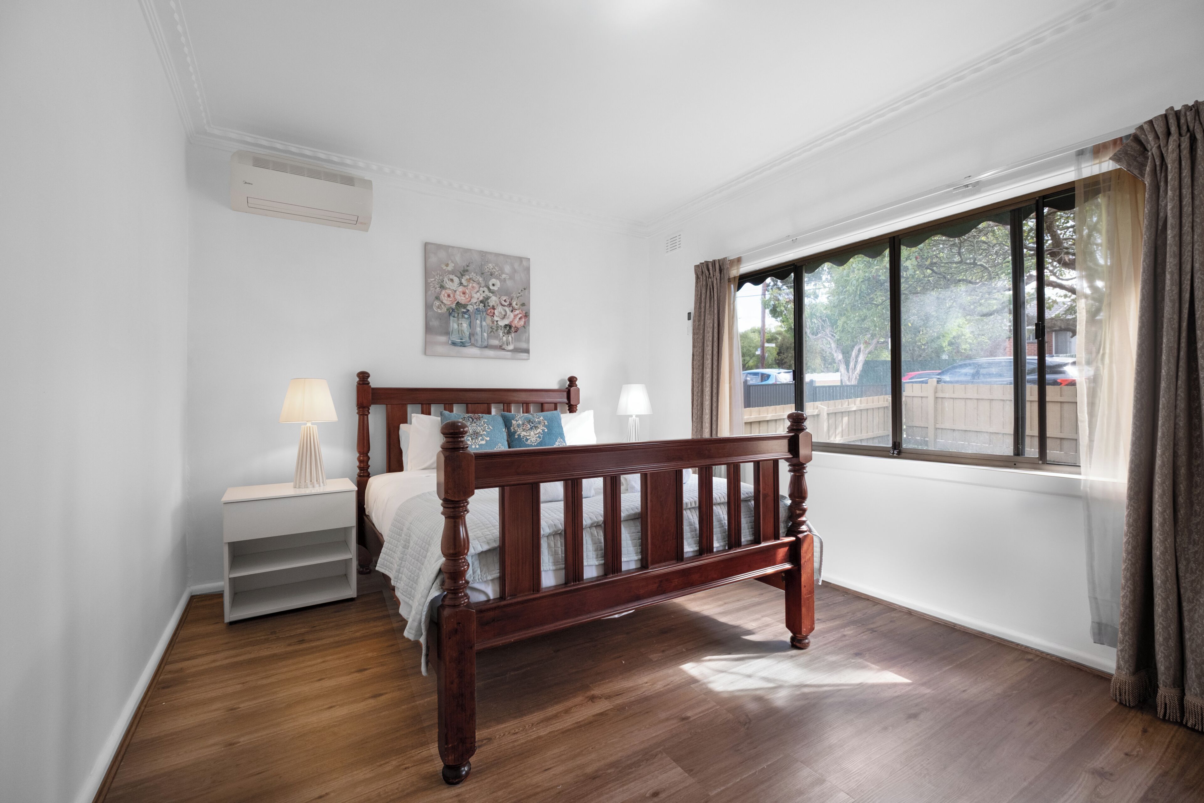 3 bedrooms, desk, iron/ironing board, WiFi