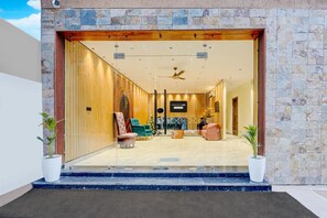 Casa | Recepción