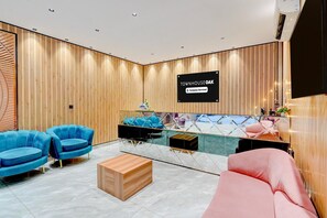 Reception - Deluxetroy Resorts and Wellness (Dera Bassi)