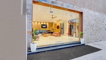 House | Reception