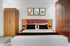 House - Super Townhouse OAK Chandigarh (Dera Bassi)